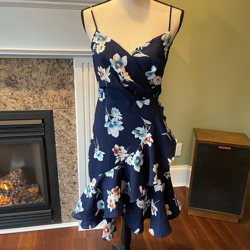 Beautiful Promesa dress, worn once, Small